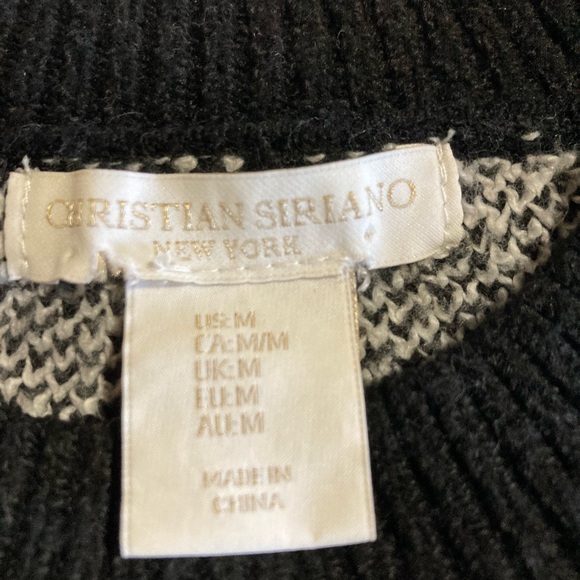 Black and White Checkered Sweater size M - Picture 2 of 4